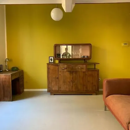 News From Nowhere Apartamento